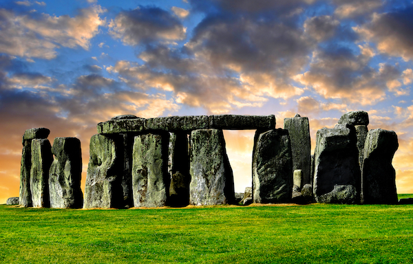 stonehenge sunrise